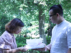 短视频- 520美女大胆向男子求婚